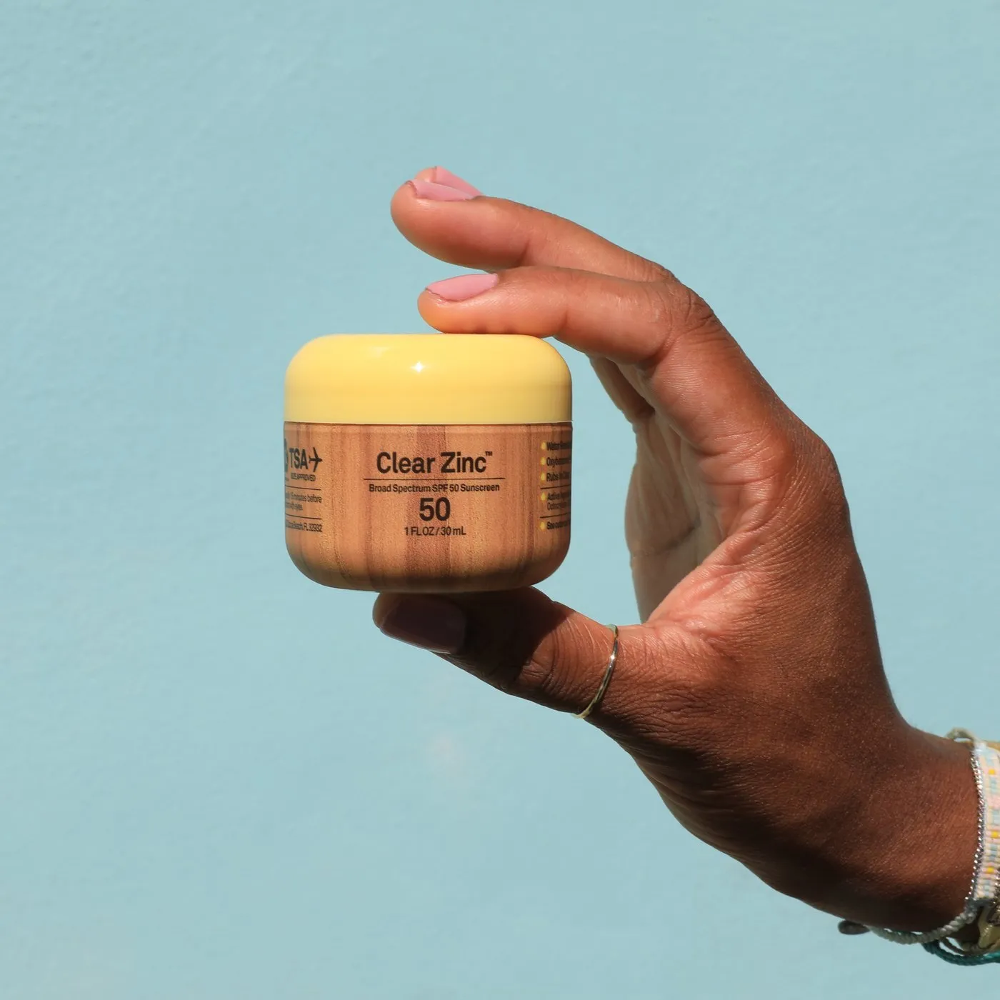 SUN BUM CLEAR ZINC OXIDE SUNSCREEN